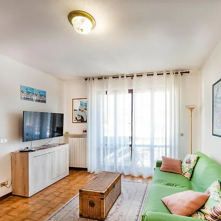 Dimora Corte San Zeno Vicino Al Ac Apartment Bardolino